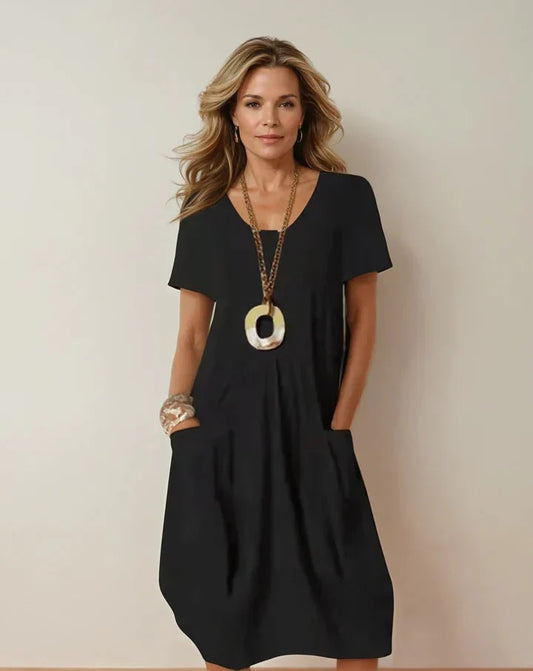 Beata – Elegant Solid Maxi Dress for a Stylish Look