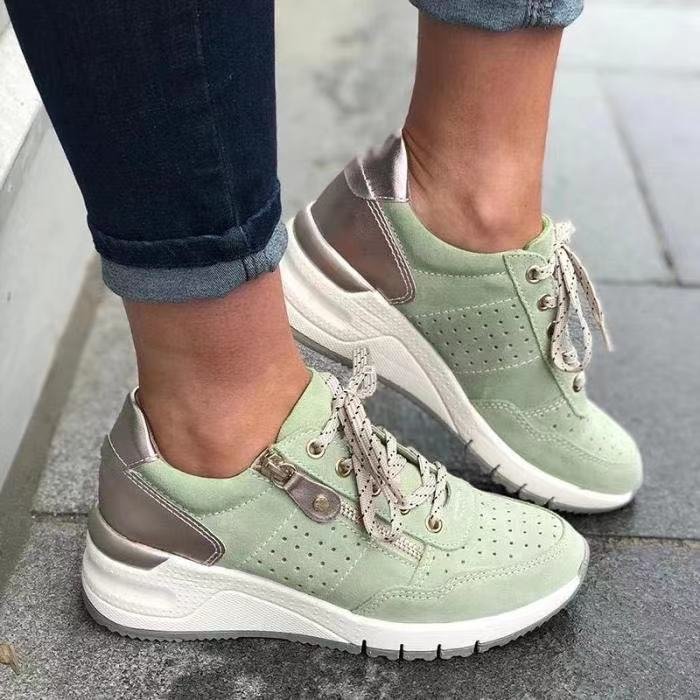 Xenia – Lace-Up Cushioned Trainers