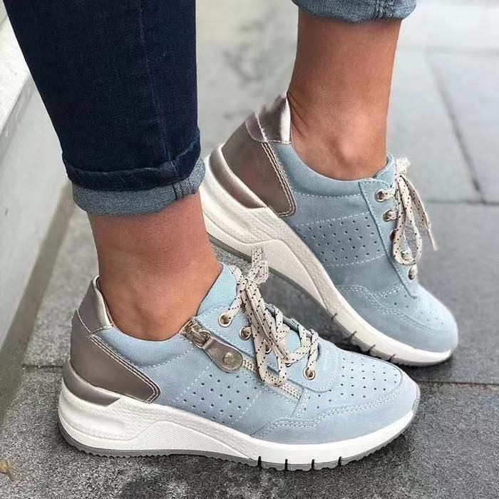 Xenia – Lace-Up Cushioned Trainers